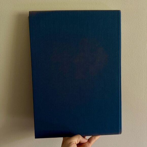 Vintage Americana Coffee Table Book - Hardcover - A Day in the Life of America - Picture 5 of 11